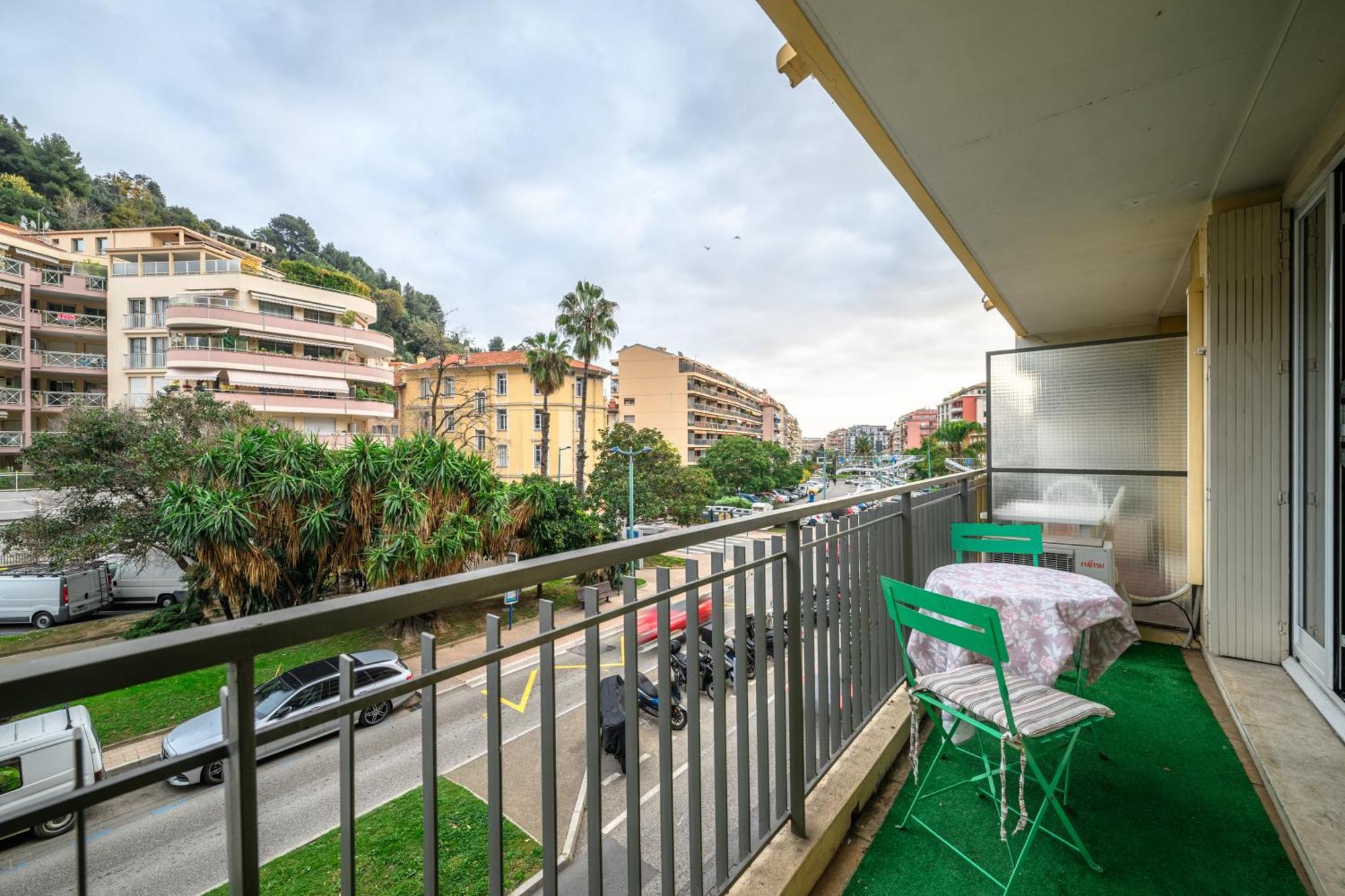 Appartamento Le Landelle - Centre- Climatisation -Proche Gare Sncf Mentone Esterno foto